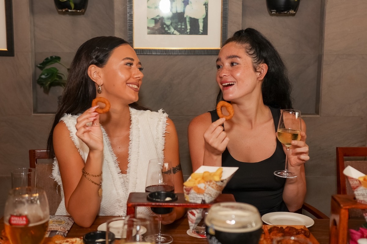 Ladies Night BBC Website 1200x800