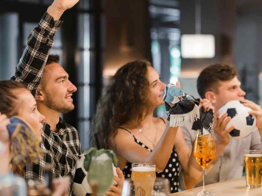 High-Fives and Happy Hours: The Best Sports Bars in Dubai