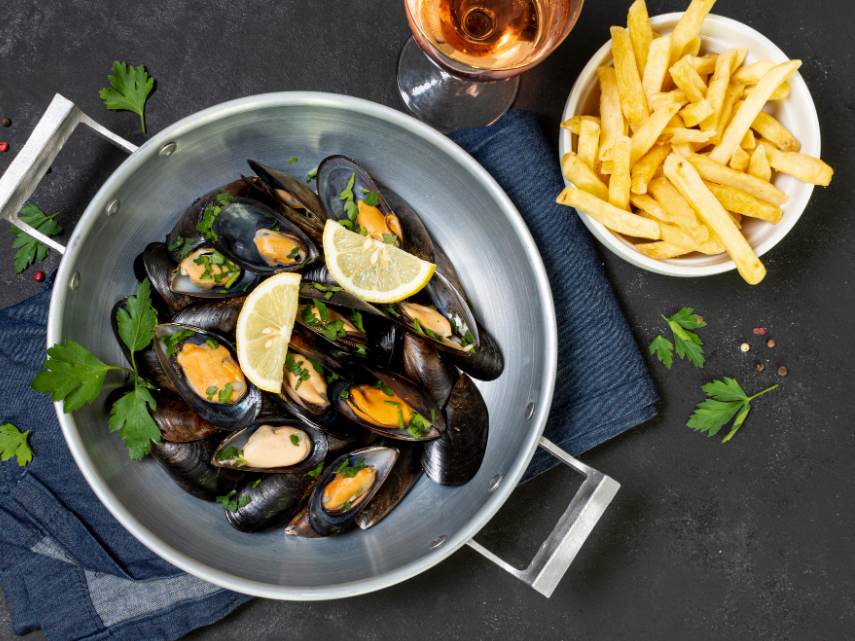 From Mussels to Fries: The Classic Belgian Moules-Frites Tradition Lands in Dubai